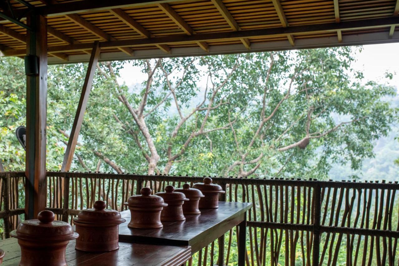 Birds Park Polgahawela Hotel Wadakada Luaran gambar