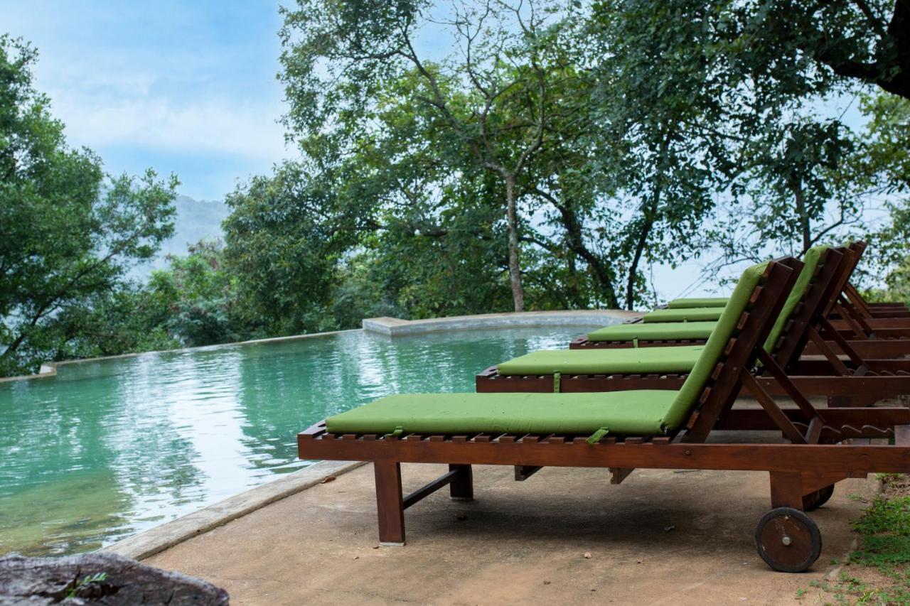 Birds Park Polgahawela Hotel Wadakada Luaran gambar